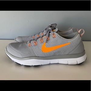 Men’s Nike Free RN gray/orange - size 8.5